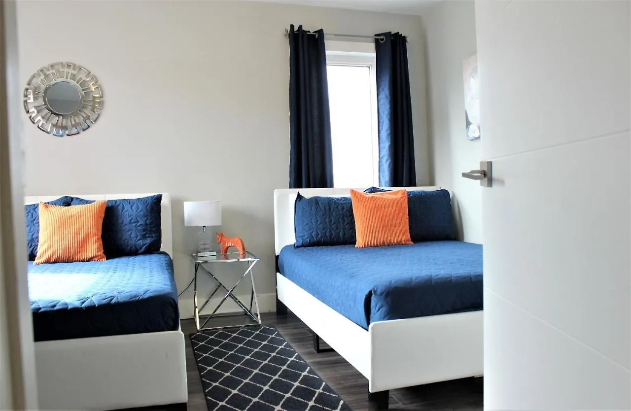 Luxury Boutique Two Bedroom Condo 3a Niagara Falls 0*,  Canada