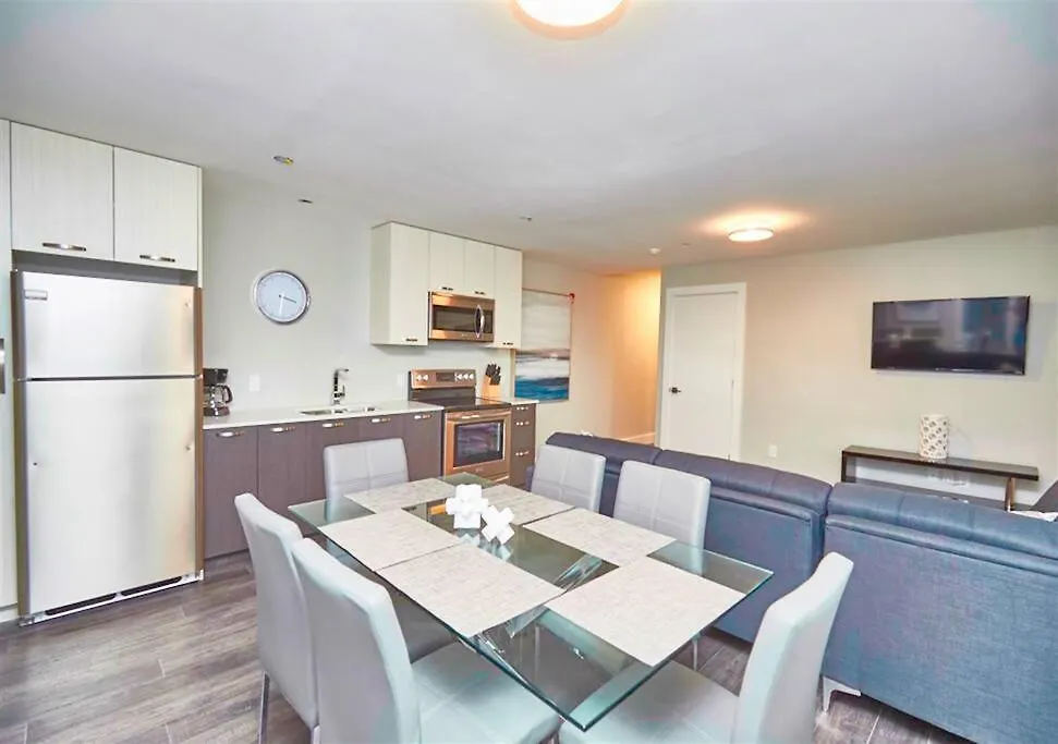 Luxury Boutique Two Bedroom Condo 3a Niagara Falls Hébergement de vacances